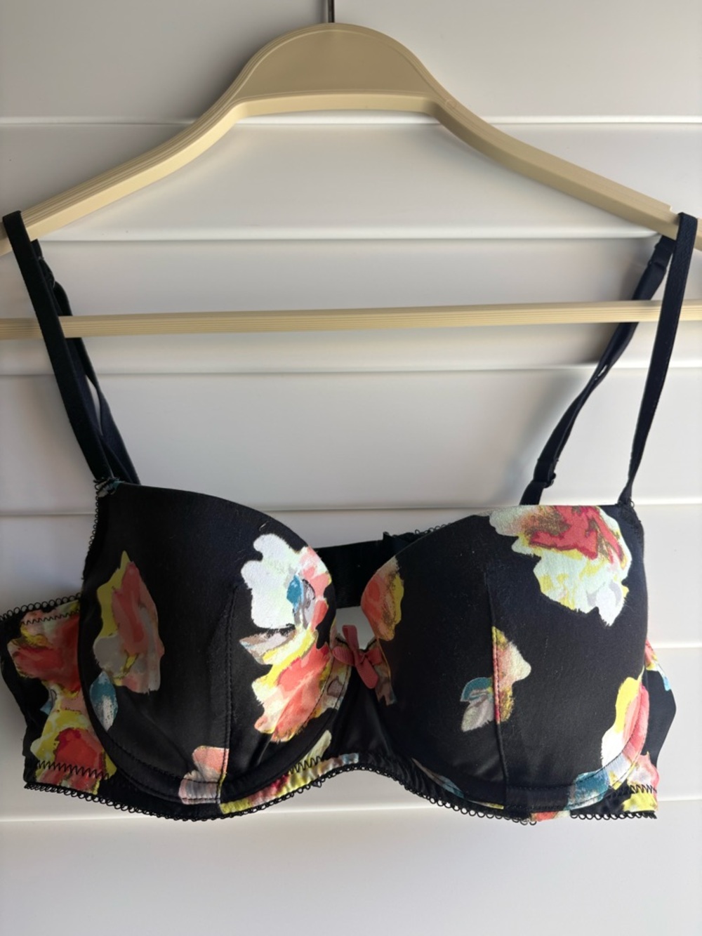 Heidi Klum Intimates Black Bra with Multicolor Floral
